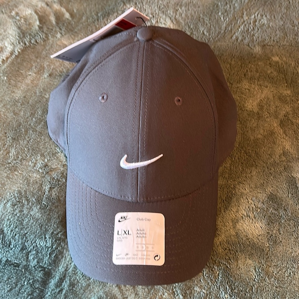 Nike hat L